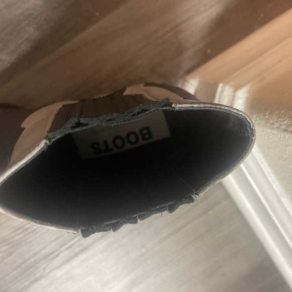 *SOLD*Golden Goose Western Booties - Picture 9 of 10